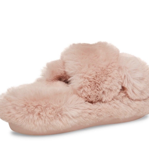 Steve Madden Women’s Faux Fur Criss Cross Slipper Fluffy Slide - Picture 7 of 7